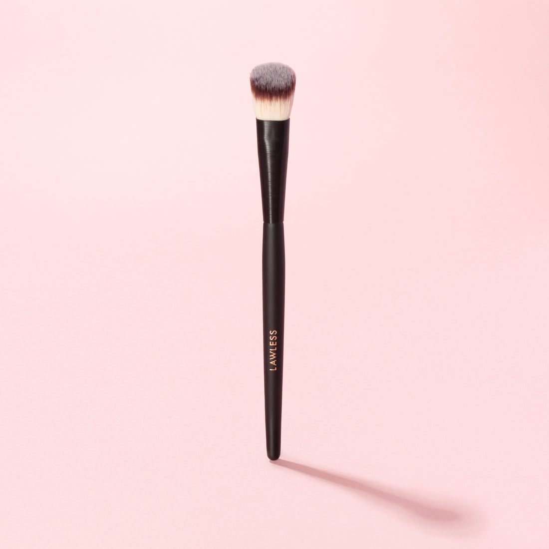 Lawless Concealer Brush